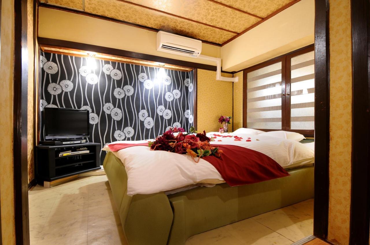 Namba Alpha (Adults Only) Hotel Osaka Eksteriør billede