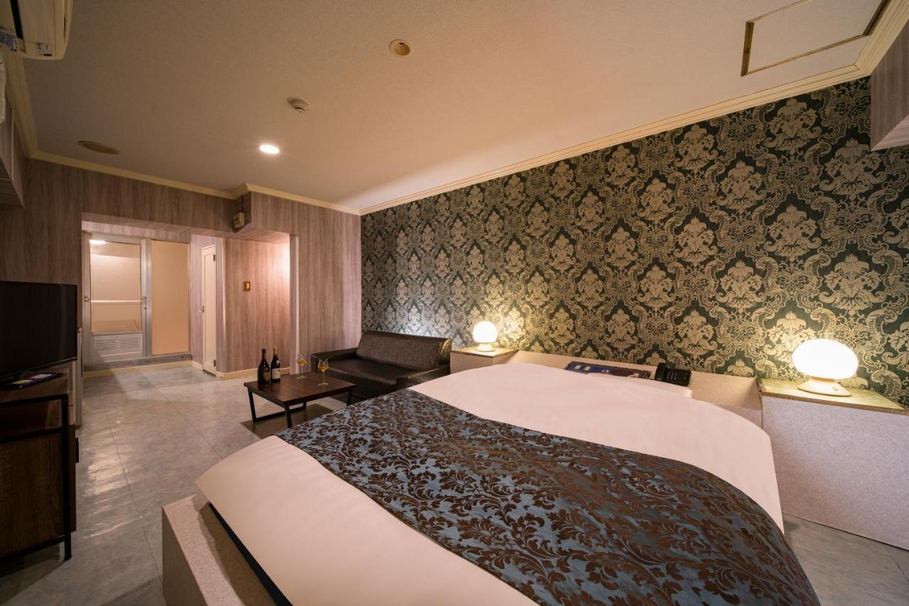 Namba Alpha (Adults Only) Hotel Osaka Eksteriør billede