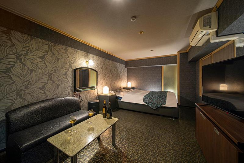Namba Alpha (Adults Only) Hotel Osaka Eksteriør billede