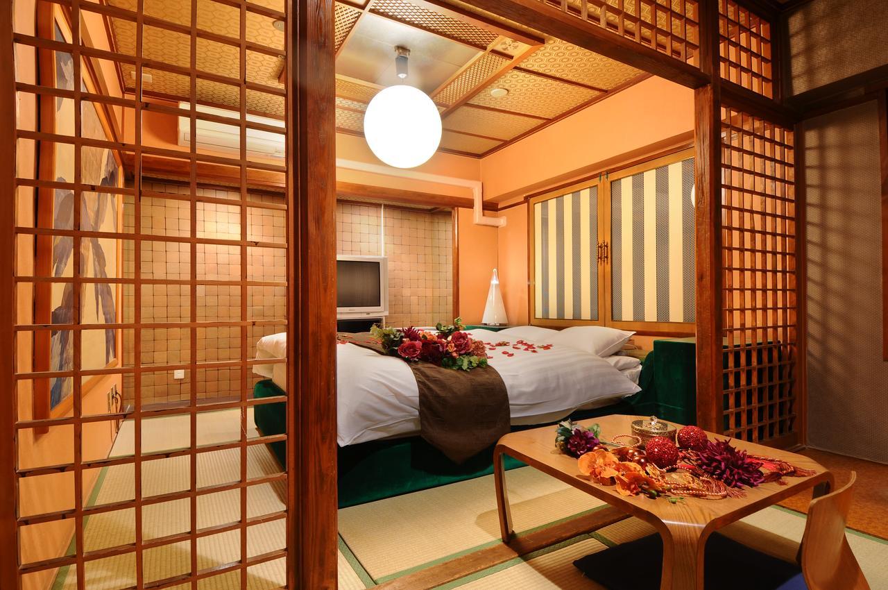 Namba Alpha (Adults Only) Hotel Osaka Eksteriør billede